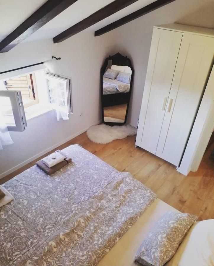 Villa Venkin Dvor Novaglia Esterno foto