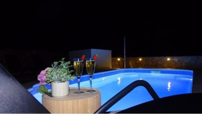 Villa Venkin Dvor Novaglia Esterno foto