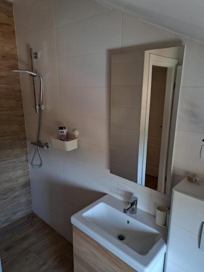 Villa Venkin Dvor Novaglia Esterno foto